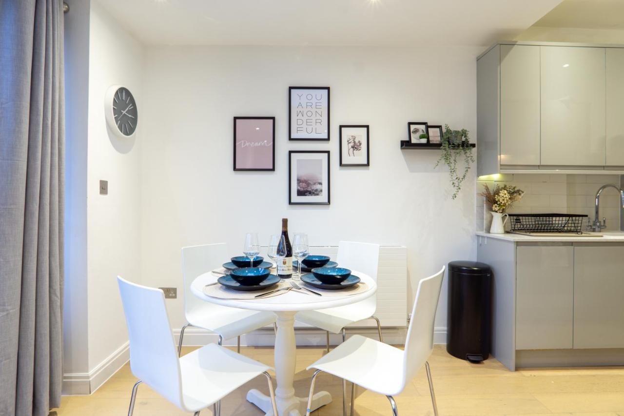 A Beautiful One Bedroom Flat With Garden & Parking Mill Hill Buitenkant foto